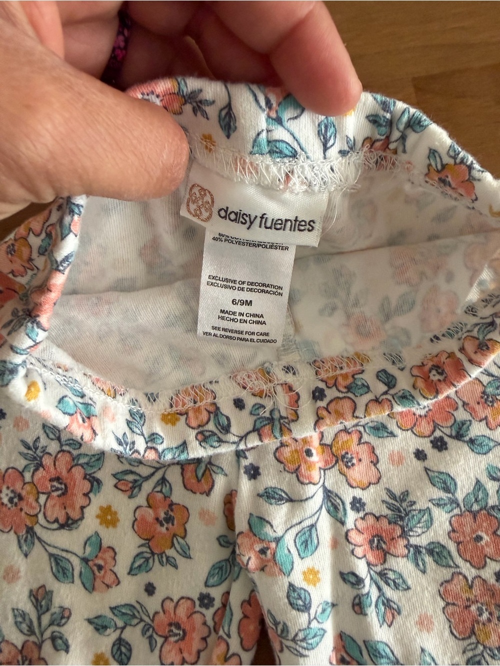 Daisy Fuentes Coral Top and Floral Footed Pants Set with Headband Size 6-9M - Picture 4 of 7